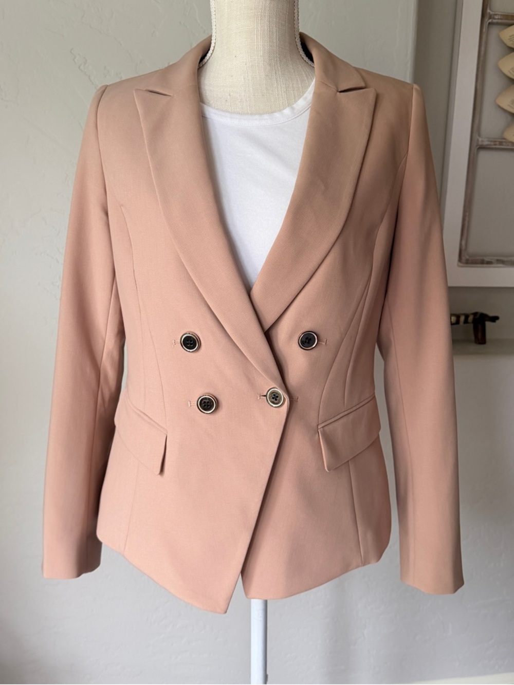 White House Black Market Women's Light Blush Double-Breasted Blazer Size 6